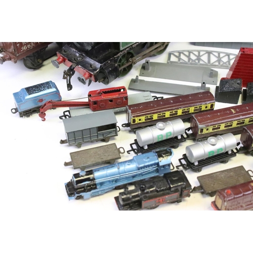 141 - Boxed Lone Star OOO EL 51 Passenger Set complete with locomotive, 4 x items of rolling stock and tra... 