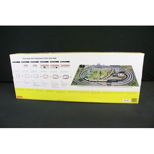 147 - Boxed Hornby R1057 The Royal Train electric train set, complete, plus a boxed Hornby R8017 Track Pac... 