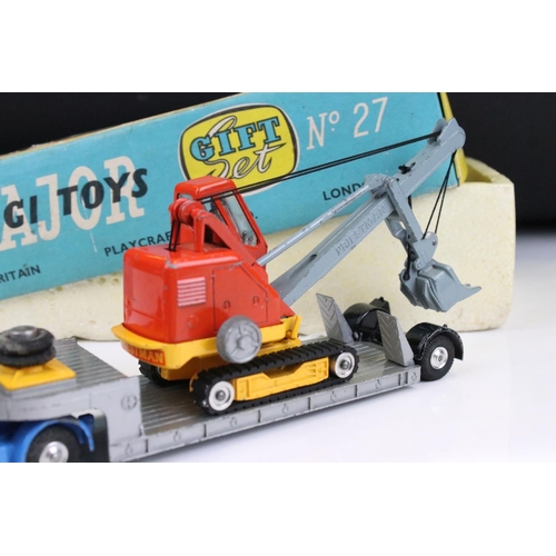 1474 - Boxed Corgi Major Gift Set No 27 Machinery Carrier with Bedford Tractor Unit and Priestman Cub Shove... 