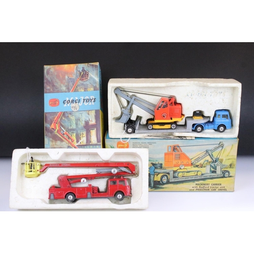 1477 - Two boxed Corgi Major diecast models to include Gift Set No 27 Machinery Carrier with Bedford Tracto... 