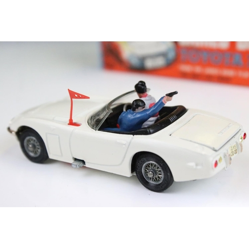 1489 - Boxed Corgi 336 James Bond Toyota 2000 GT diecast model complete with both figures, 8 x missiles and... 