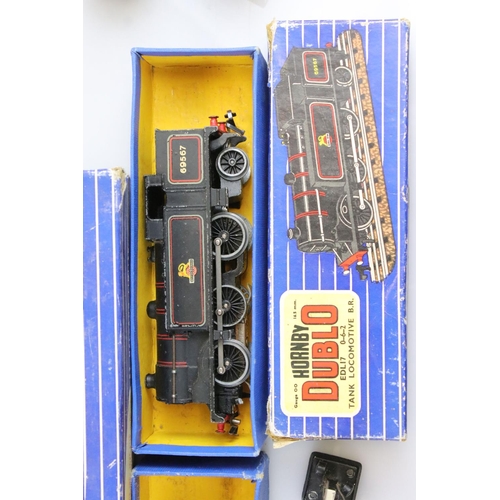 149 - Large quantity of Hornby Dublo / O gauge / OO gauge model railway to include 2 x boxed Hornby Dublo ... 