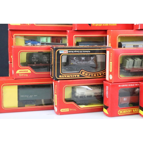 150 - 35 Boxed OO gauge items of rolling stock to include 32 x Triang / Hornby, 2 x Airfix and 1 x Palitoy... 