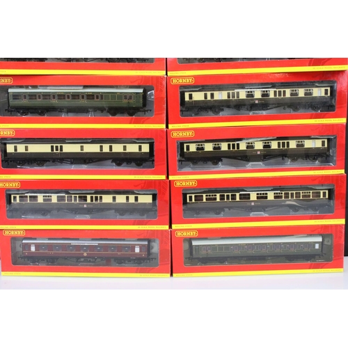 151 - 15 Boxed Hornby OO gauge items of rolling stock to include R4231, R4232, R4299A, R4300A etc, ex