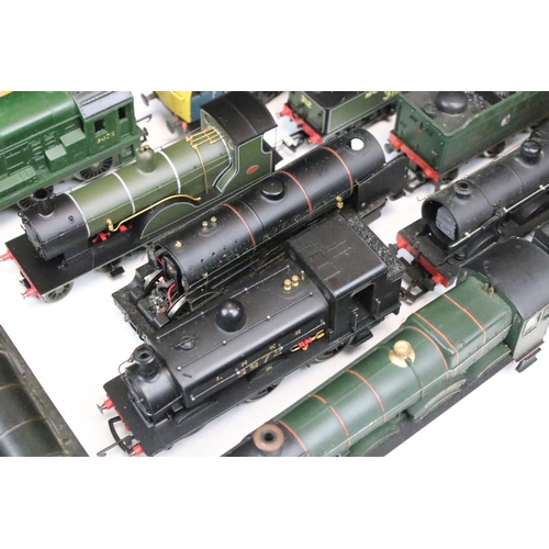 17 - 16 OO gauge locomotives to include Hornby Kneller Hall, Triang Hornby Albert Hall, Mainline Highflye... 