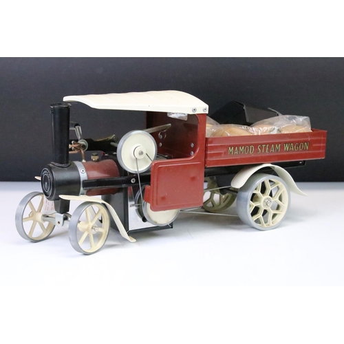 Steam Engine - Boxed Mamod steam wagon SW1 in brown / cream colour 