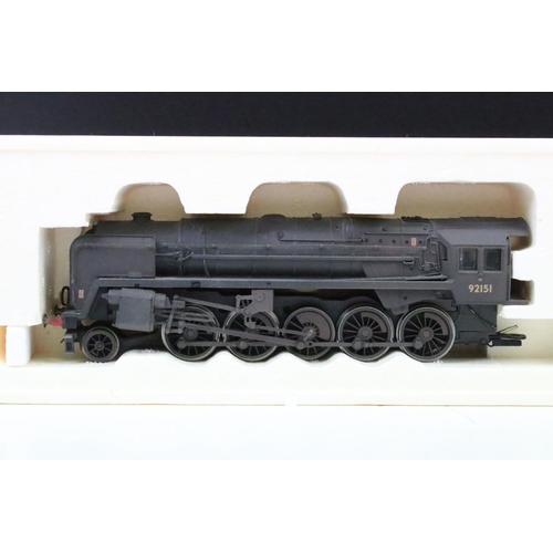 3 - Three boxed Hornby OO Gauge Super Detail locomotives to include R2248 BR 2-10-0 Class 9F weathered 9... 