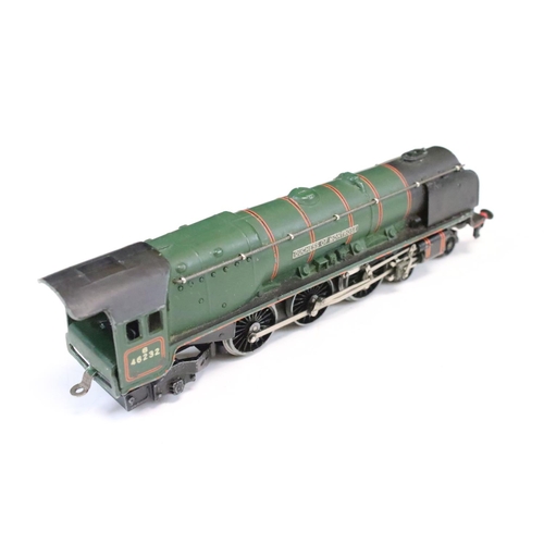 30 - Four Hornby Dublo locomotives to include Duchess of Montrose, 2-6-4 BR 80033, 0-6-2 69550 and 0-6-0 ... 