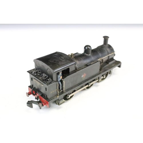 30 - Four Hornby Dublo locomotives to include Duchess of Montrose, 2-6-4 BR 80033, 0-6-2 69550 and 0-6-0 ... 