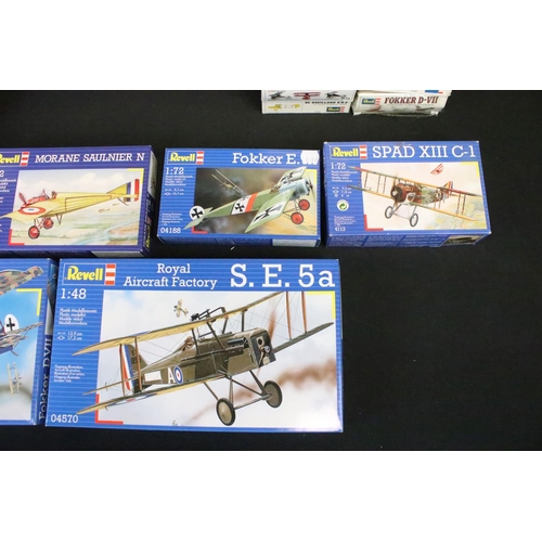 339 - 31 Boxed & unbuilt Revell plastic model plane kits, mostly 1/72 scale, to include H-75 Sopwith Tripl... 