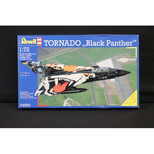 346 - 11 Boxed & unbuilt Revell plastic aircraft model kits, 1:28 to 1:72 scale, to include 04660 Black Pa... 