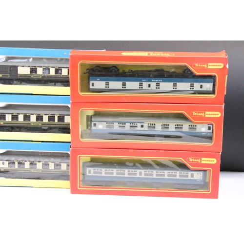 38 - 21 Boxed OO gauge items of rolling stock to include 17 x Hornby / Triang, 3 x Grafar and 1 x Playcra... 