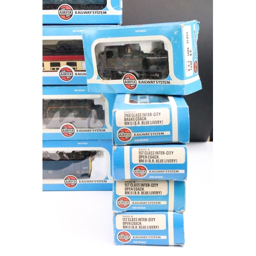 41 - Collection of boxed Airfix OO gauge model railway to include 3 x locomotives (54100-6 A1A A1A Class ... 