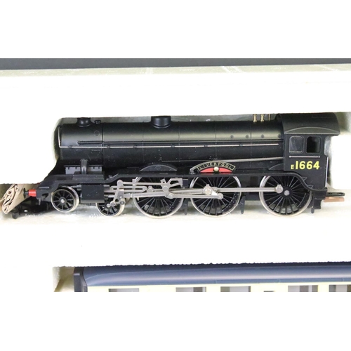 58 - Boxed Hornby OO gauge R2044 Liverpool Train Pack complete with locomotive, rolling stock and certifi... 