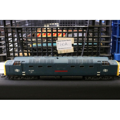 60A - 16 OO gauge locomotives to include boxed Airfix Pendennis Castle, boxed Airfix 54143-0 0-4-2 1400 Cl... 