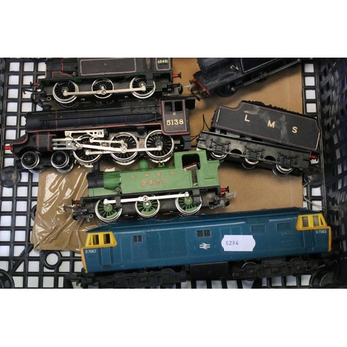 60A - 16 OO gauge locomotives to include boxed Airfix Pendennis Castle, boxed Airfix 54143-0 0-4-2 1400 Cl... 