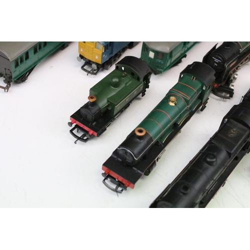 64 - Eight OO gauge locomotives to include Hornby Lady Godiva, Hornby Kneller Hall, Hornby 0-4-0 Lancashi... 