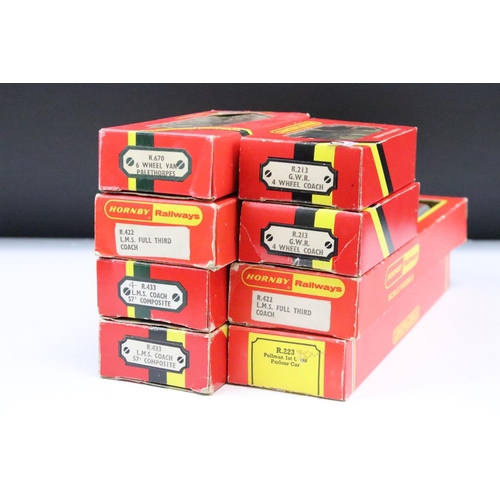 66 - 10 Boxed Hornby OO gauge items of rolling stock to include R223 Pullman 1st Class Parlour Car, R670 ... 