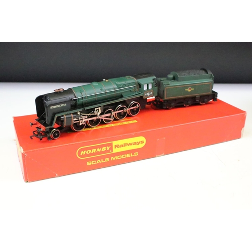 71 - Boxed Hornby R758 BR Hymek Diesel Hydraulic Locomotive, a Triang R758 BR D7063 plus 5 x boxed Hornby... 