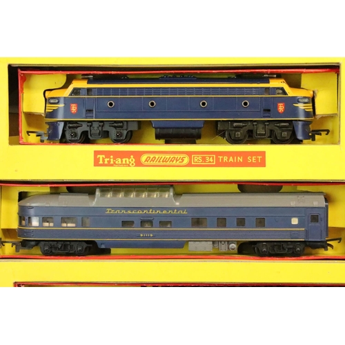 80 - Boxed Triang RS34 Transcontinental Passenger electric train set complete with locomotive, rolling st... 