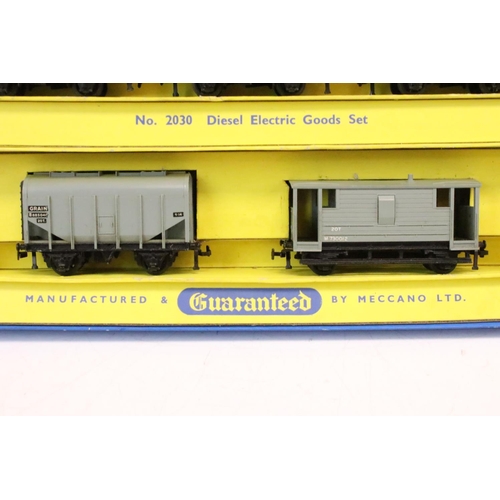 83 - Boxed Hornby Dublo Set 2030 Diesel Electric Goods Train complete with locomotive, rolling stock, tra... 