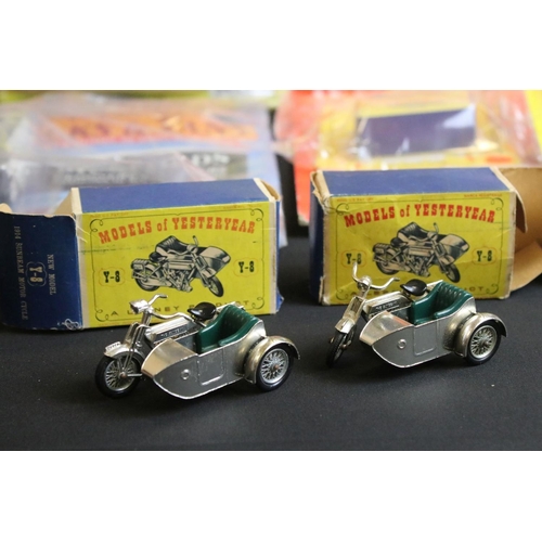 1189 - Collection of approximately 65 boxed/ carded diecast models to include 5 x Matchbox, Models Of Yeste... 