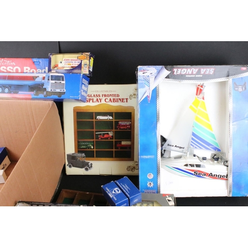 1190 - Collection of boxed diecast models to include Corgi, The ESSO Collection ESSO Road Tanker, Lledo Sho... 