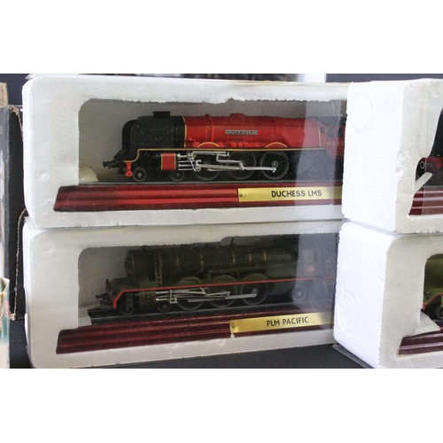 1198 - 12 Boxed Collectable Model Locomotives 2 x Coal-made locomotive models, a boxed Atlas Eddie Stobart ... 