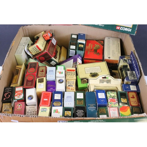 1201 - Around 150 boxed diecast models to include Lledo Days Gone, Models Of Yesteryear etc, diecast ex, bo... 