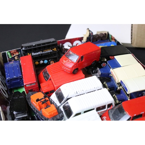 1204 - Large quantity of circa 1970s onwards boxed & unboxed diecast models to include 13 x boxed / cased m... 