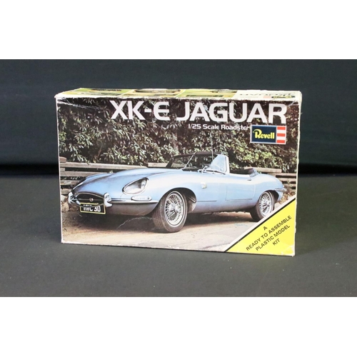 364 - Collection of six boxed plastic model kits to include 1:25 scale Revell XK-E Jaguar (unbuilt), 1:200... 