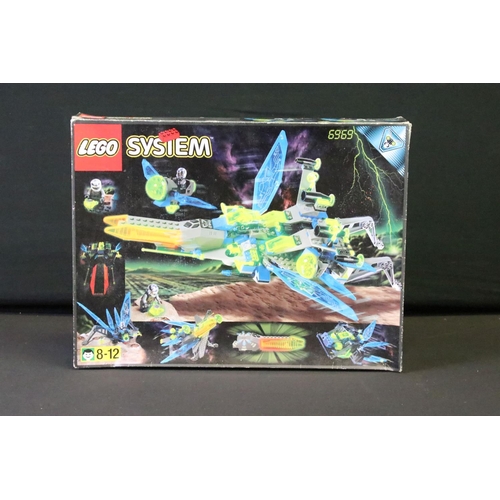 371 - Lego - Two boxed Lego System sets to include 6969 Celestial Stinger (with minifigures) & 6915 UFO Wa... 