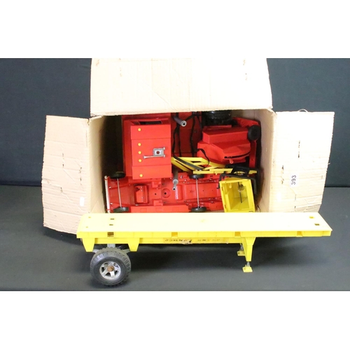 393 - Boxed Triang 'Johnny Speed' Giant Size Racing Car, battery operated (windscreen detached & showing l... 