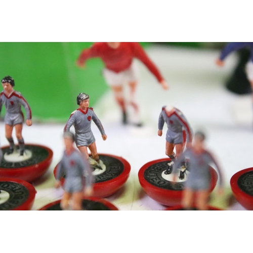 410 - Subbuteo - Collection of boxed Subbuteo to include 60140, 61130, 61213, 61208, 61108, 63000 2 x (One... 