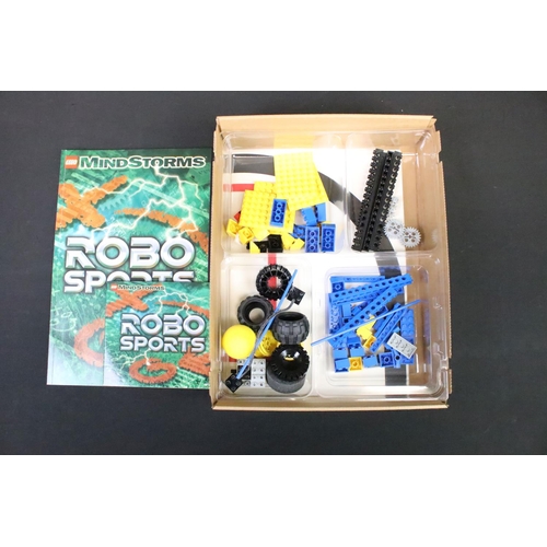 426 - Collection of mixed toys and games to include Lego Mindstorms Robotic Inventions System and Lego Rob... 