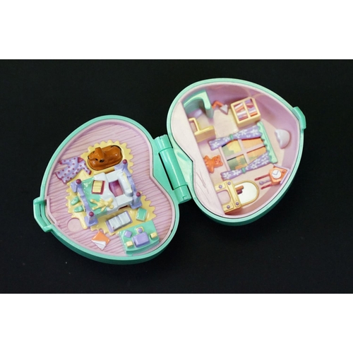 1665 - Polly Pocket - Four original Bluebird Polly Pocket play sets with 8 x Polly figures and 4 x other ac... 