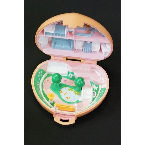 1665 - Polly Pocket - Four original Bluebird Polly Pocket play sets with 8 x Polly figures and 4 x other ac... 