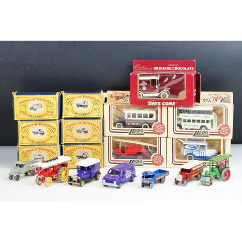 1309 - 18 Boxed and unboxed diecast models to include 6 x boxed Matchbox Models of Yesteryear featuring 2 x... 