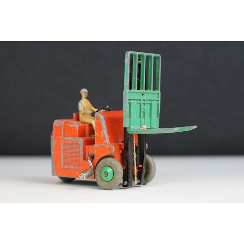 1310 - Boxed Dinky Supertoys 972 20 Ton Lorry Mounted Coles Crane (paint chips but vg overall) plus 3 x pla... 