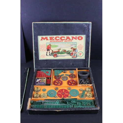 420 - Seven boxed early 20th century Meccano constructions sets / accessory outfits to include set numbers... 