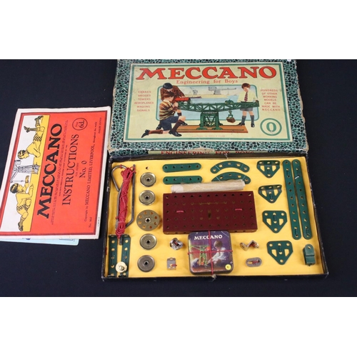 422 - Eight boxed early 20th century Meccano constructions sets / accessory outfits to include set numbers... 