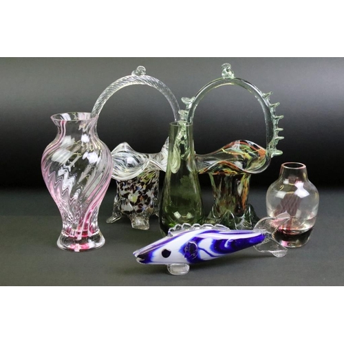 42 - Group of 20th century glass, six pieces, to include a green cased tapering vase with etched decorati... 