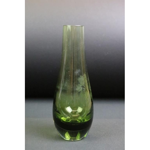 42 - Group of 20th century glass, six pieces, to include a green cased tapering vase with etched decorati... 
