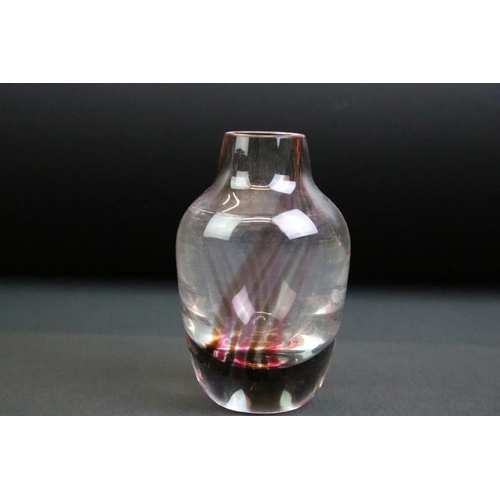 42 - Group of 20th century glass, six pieces, to include a green cased tapering vase with etched decorati... 