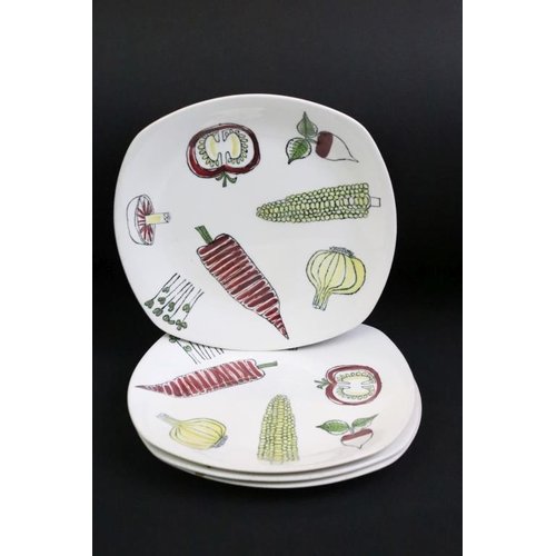 52 - Group of glass & ceramics to include a set of four Terence Conran Midwinter Salad Ware plates (19.5c... 