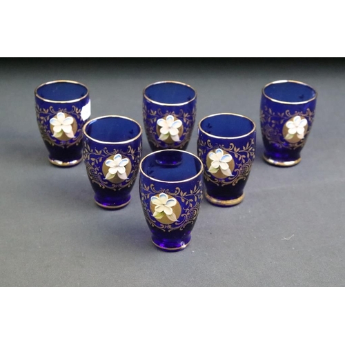 52 - Group of glass & ceramics to include a set of four Terence Conran Midwinter Salad Ware plates (19.5c... 