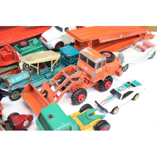 1467 - Quantity of circa 60/70s diecast models to include around 40 x mainly Matchbox featuring 2 x King Si... 