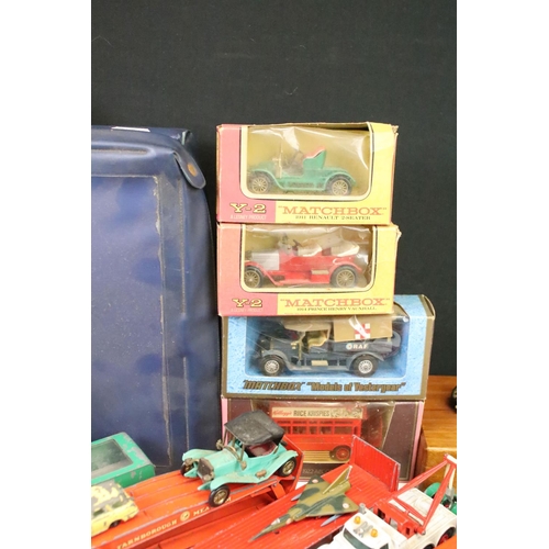 1467 - Quantity of circa 60/70s diecast models to include around 40 x mainly Matchbox featuring 2 x King Si... 