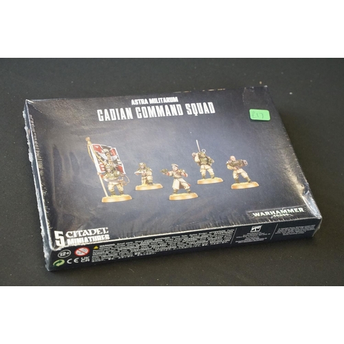 1624 - Games Workshop - Collection of seven boxed Warhammer to include Age Of Sigmar Slaves To Darkness, Ag... 