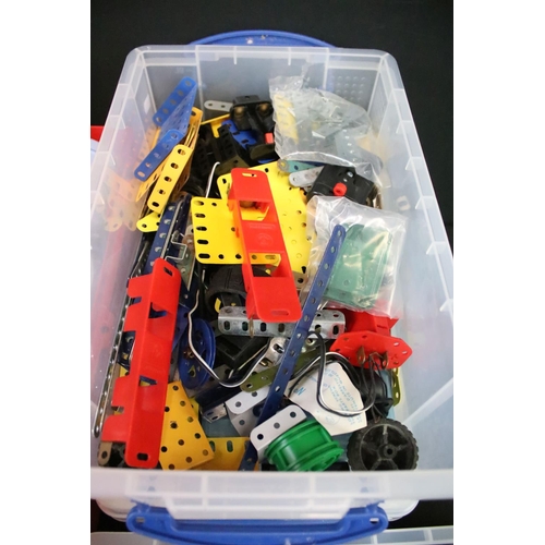 359 - Collection of Meccano, featuring 4600 Builders Series 'Future Master' (boxed, contents unchecked), b... 